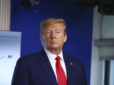 Trump backtracks on scrapping of White House coronavirus task force