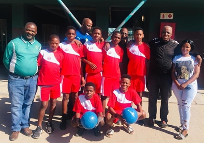 Mzoxolo Primary receives new soccer kit