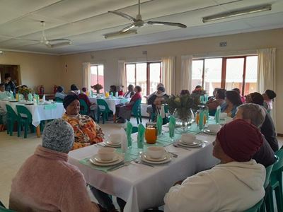Soetefontein senior burgers bekoor op Vrouedag