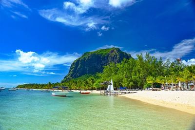 Fully vaccinated South Africans can flock to Mauritius from October
