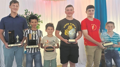 Graaff-Reinet Raptors awards students at end of year function