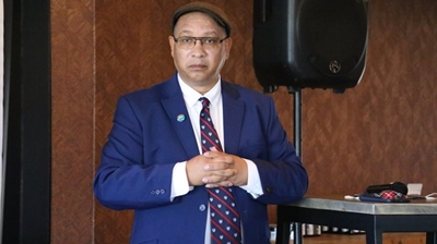 Minister vasberade oor agenda vir landbou