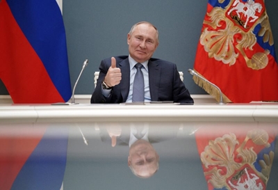 Russia wanted to donate 15m vaccines to SA, worth R2bn, but we said ‘no thanks’ – report