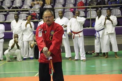 Cop undercover karate star