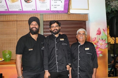 Monsoon Restaurant beteken vol beddens