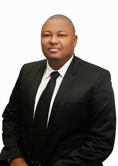 Municipal musical chairs: Memani back in Bitou