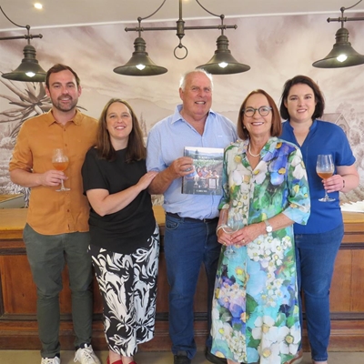 Die Nel-familie se reis nou 'n pragboek