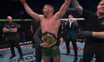 Dricus ‘Stillknoks’ du Plessis holds on to UFC title