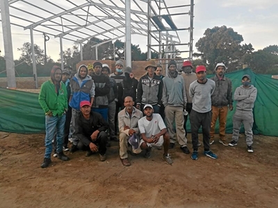 Wilderness-inwoners soek werk by bouperseel van brandweerstasie