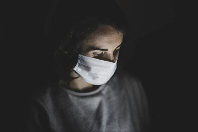 372 new COVID-19 cases, 3 deaths