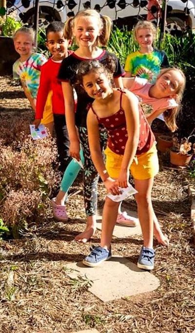 Laat die kindertjies skilder