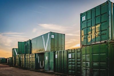 Valley Containers vier 30 jaar van sukses