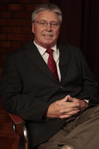 Oud-rektor en Karooman staan vir DA