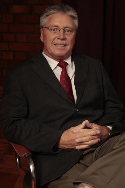 Oud-rektor en Karooman staan vir DA