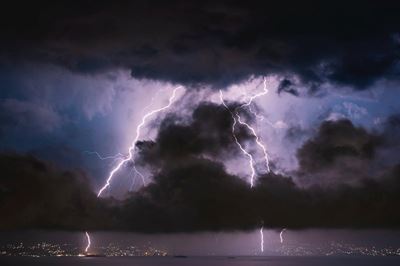 Cold front imminent, hail and storms to batter E Cape