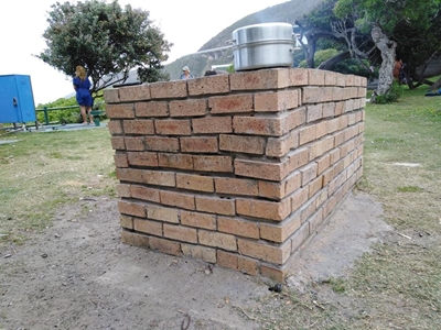 Braaigeriewe by strande gaan opgeknap word