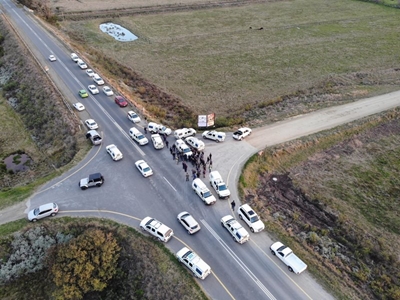 Prisoners escaped through roof of vehicle, police confirm