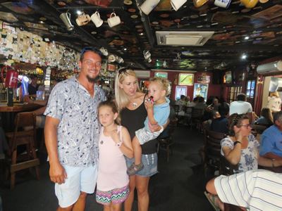 Knysna businesses pull together to help little boy