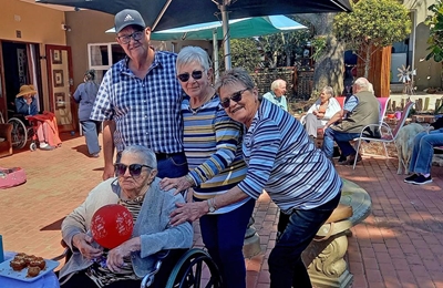Tannie Hannie vier 94 jaar