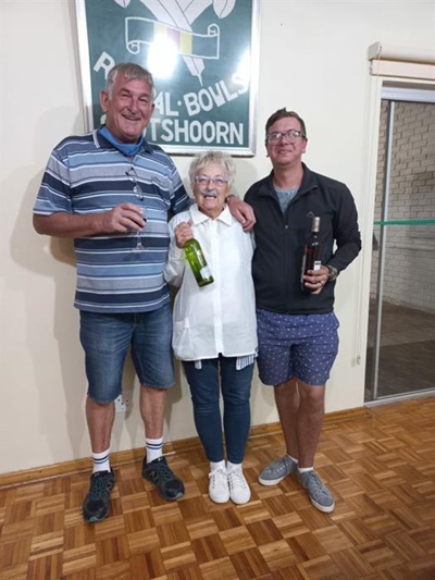 Oudtshoorn-rolbalklub hou pretaand