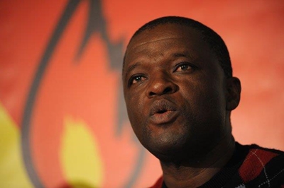 Popcru vies vir hul leier en oor lone