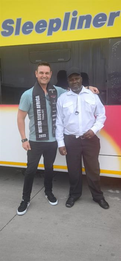 Deon flies Mossel Bay banner at Mr SA final