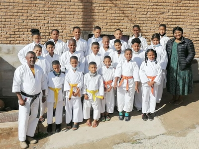 Karate-studente geloof vir hul hoë standaard