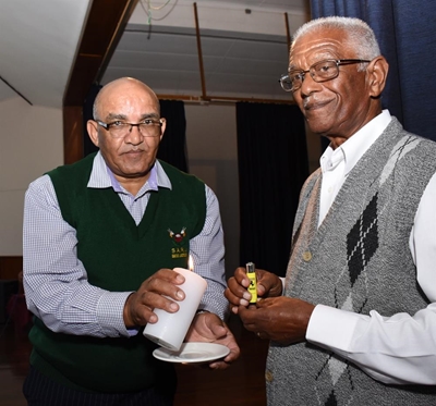 Rugbylegendes met uitstalling vereer