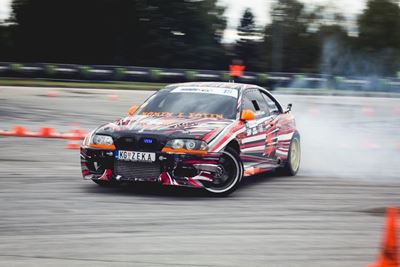 Motorsport kry hupstoot