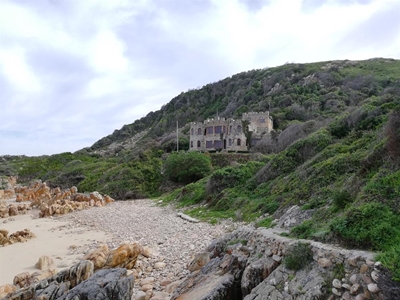 Plett, Knysna top global love capitals