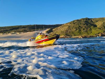 Plett sea rescue volunteers have busy Easter weekend