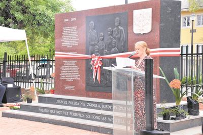 Monument bring eer aan Poolse kinders
