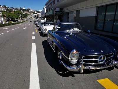 Mercedes-eienaars toer vir 70-jaarviering