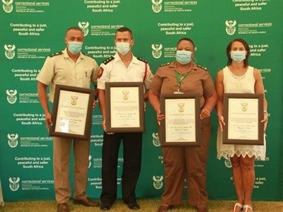 Car parade, awards and medals in honour of health care workers 