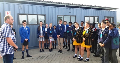Young leaders visit bus depot