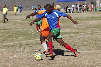Top sokkerspanne in aksie by sportfees