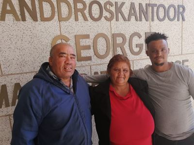 Jones nou onder huisarres