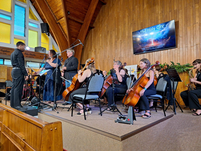 NG Kerk Hartenbos wy nuwe jaar harmonieus in