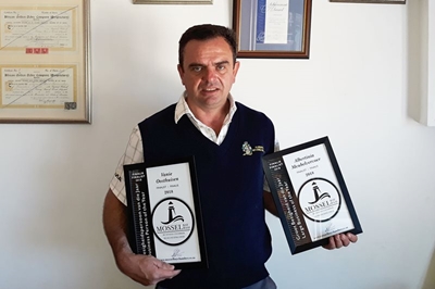 Dubbel toekennings vir besigheidsman