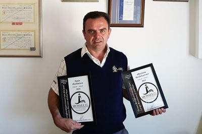 Dubbel toekennings vir besigheidsman
