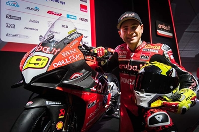 Bautista takes hat-trick of wins on debut
