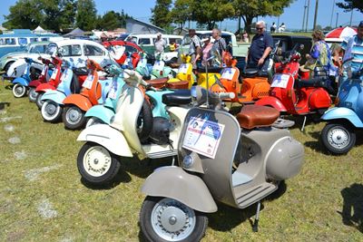 Vintage gems galore at car show