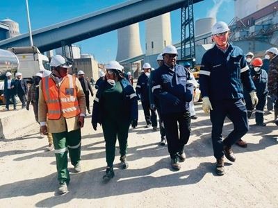 Ramaphosa, De Ruyter and other ministers visit Tutuka Power Station