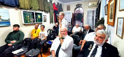 Blaize Away Bomgat soek na nuwe tuiste