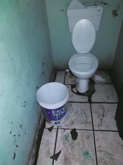 Public toilets a disgrace in our tourist town