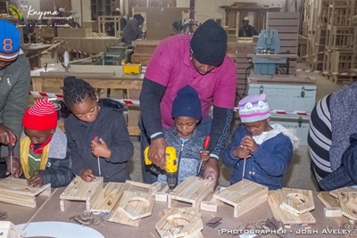 Chirping good fun as tots learn about woodwork