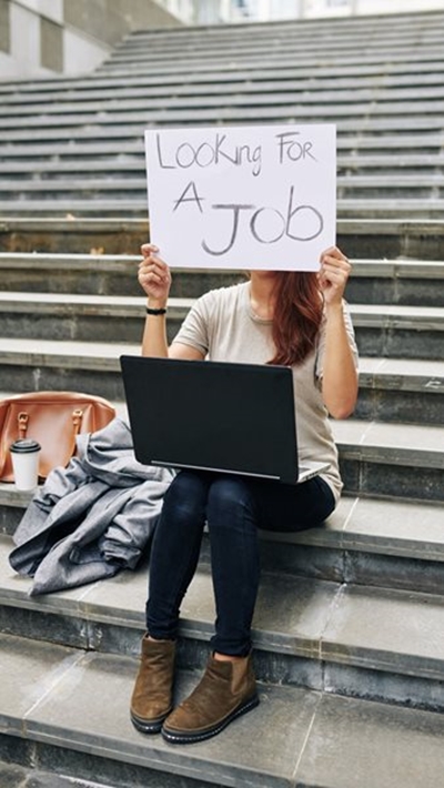 Unemployment increases, almost 5 million youth jobless