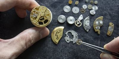 What makes the clock tick
