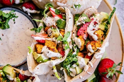 Grilled chicken pitas with homemade potato wedges