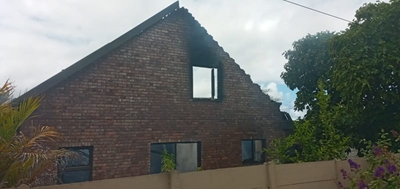 Huis in brand beskadig